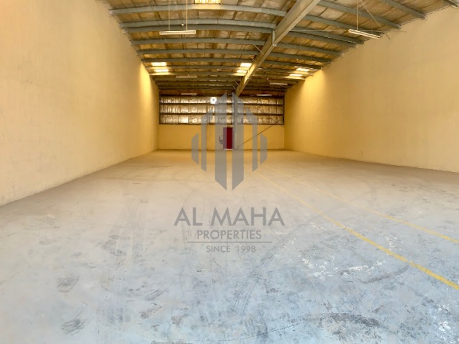 Spacious Beamless Layout| Direct Access to Al Khail | Insulated WH